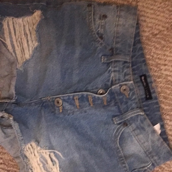 ripped jean shorts - Picture 2 of 3